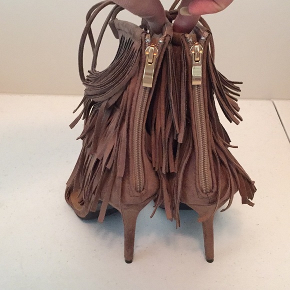 Forever Nayeli-27 heeled fringe shoe NWOT - Picture 5 of 8